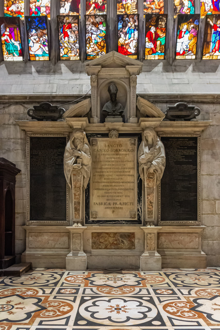 STATUES IN TEMPLE