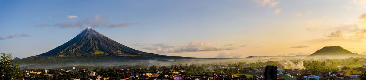 Panoramic shot of mt mayon against sky