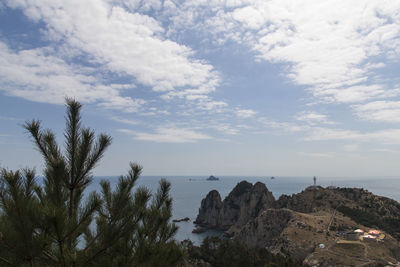 Scenic view of cloudy sky over sea