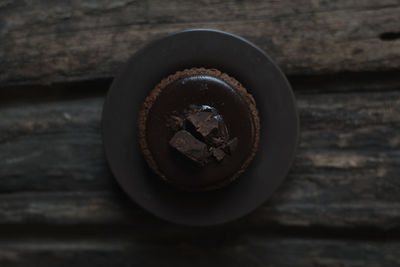 Directly above shot of chocolate cake on table