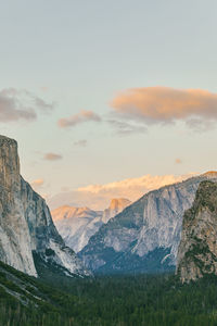 Views of yosemite national park valley in northern california.