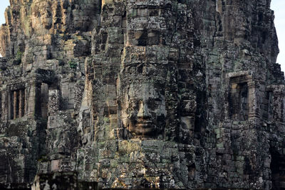 Buddha sculptures carved on temple