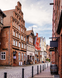 Beautiful ciytscape with medieval colorful architecture in lüneburg, lower saxony, germany