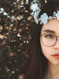 Close-up portrait of young woman