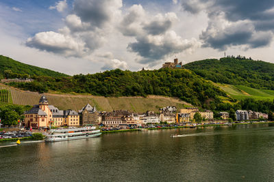 Landshut castle is located above the old town of bernkastel-kues, germany.