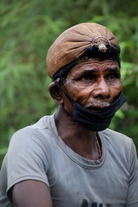 Portrait of man wearing sunglasses