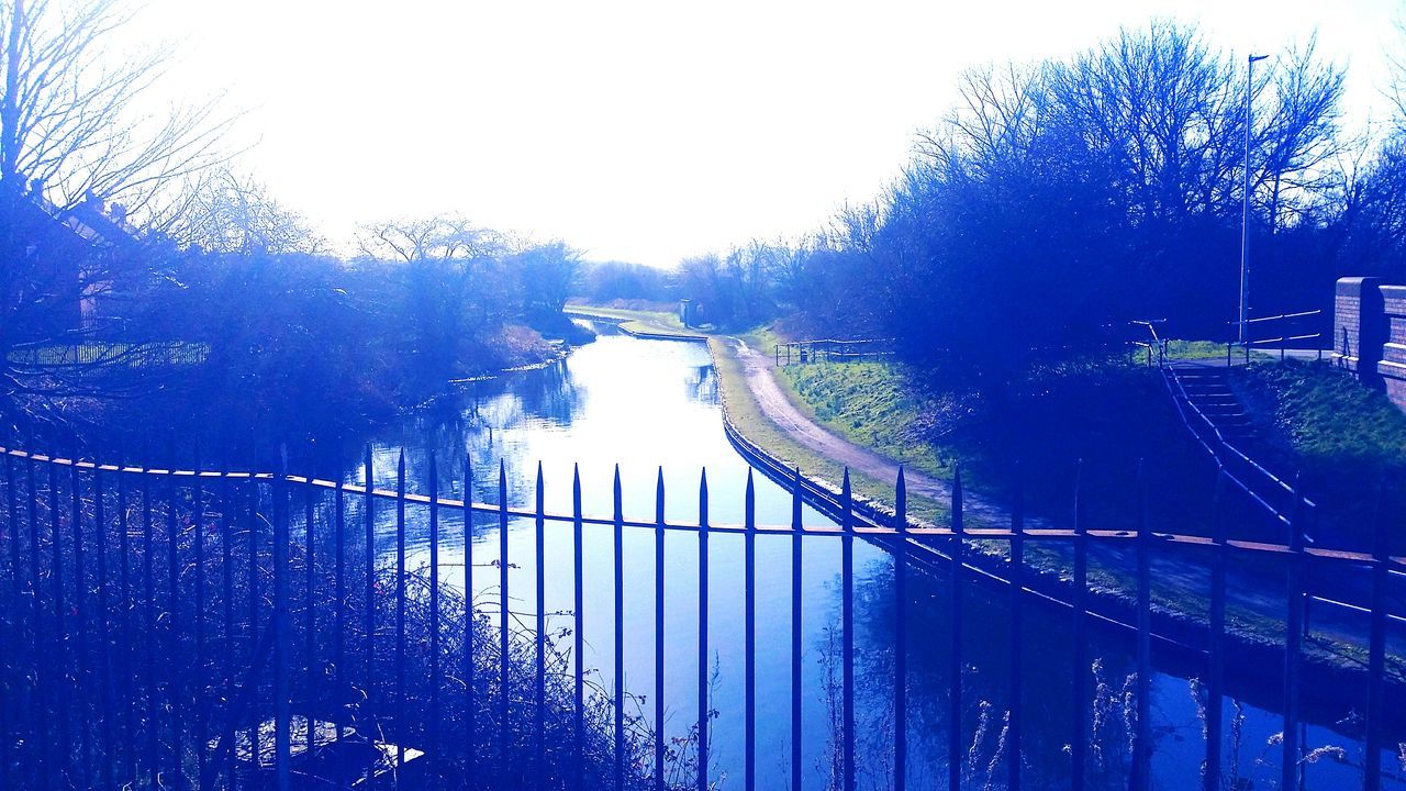 The peace & calm of the still water