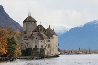 Chillon castle is an island castle located on lake geneva, in the canton of vaud.