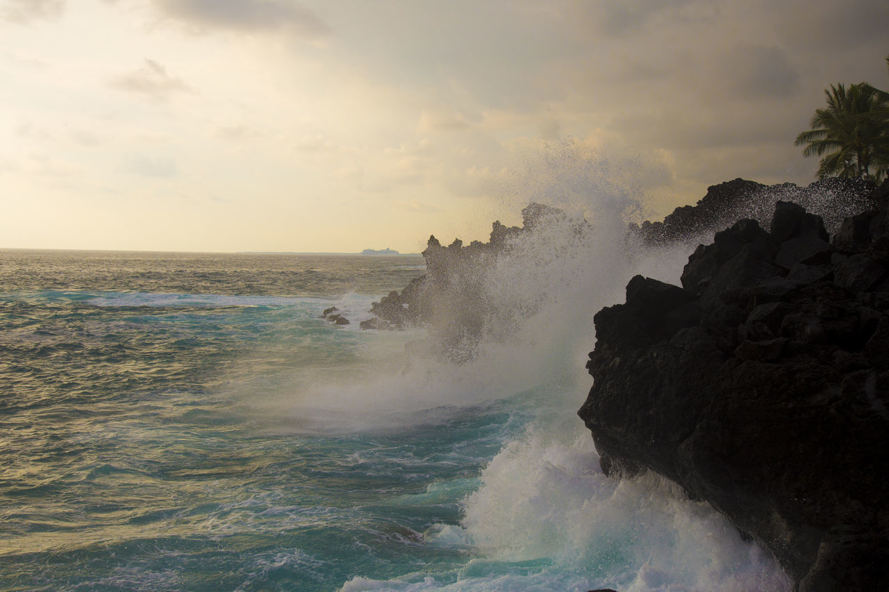 Wave crashing