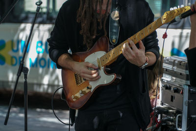 Man playing guitar