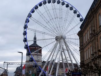ferris wheel