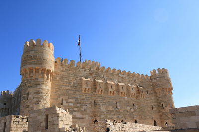 This photo taken at alexandria qaitbay citadel from past 