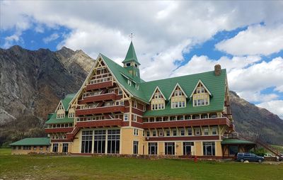 Prince of wales hotel waterton