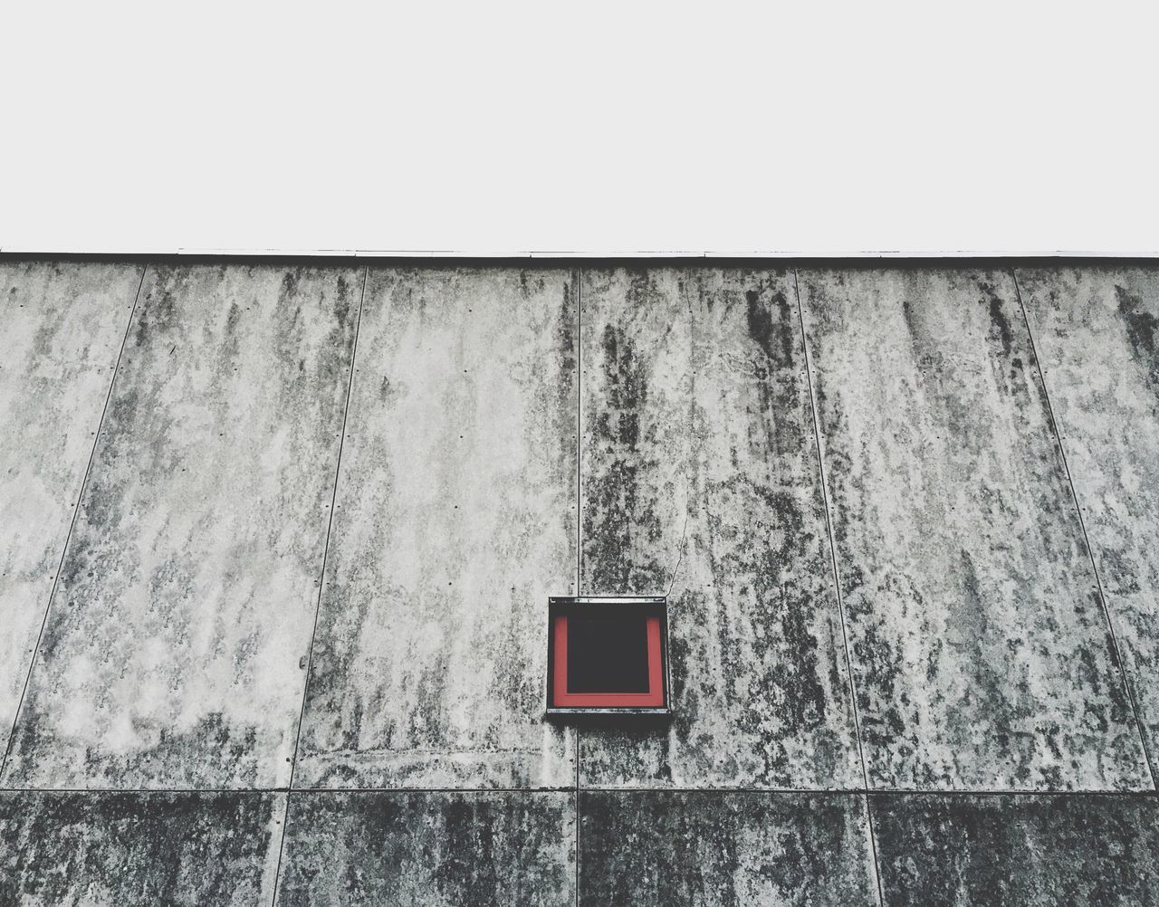 wall - building feature, built structure, architecture, wall, building exterior, window, textured, weathered, day, red, no people, outdoors, old, house, copy space, close-up, auto post production filter, low angle view, door, brick wall