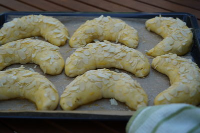 Close-up of fresh bread in tray