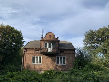 Old house, abandoned house