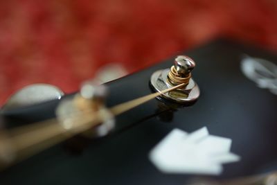 Tuning pegs of guitar