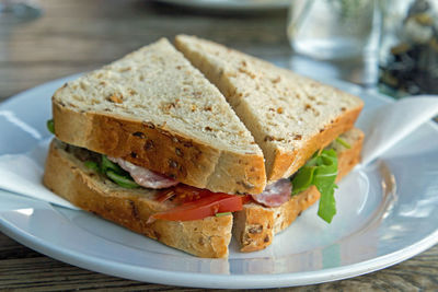 Close-up of sandwich in plate on table