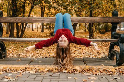 Activities for happy fall, improve yourself, ways to be happy and healthy autumn. embrace life