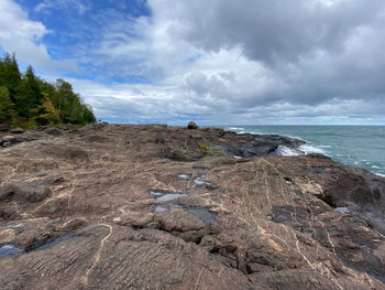 Lake superior rocky shoreline