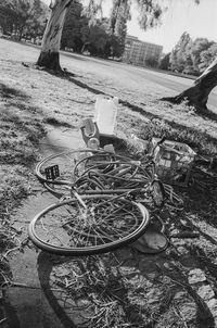 Abandoned bicycle on field