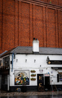 Text on wall of building