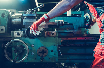 Man repairing car