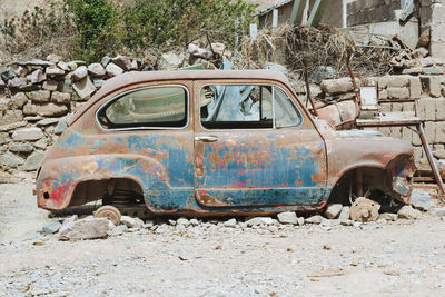 Abandoned car