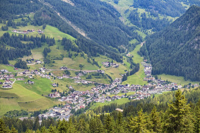 Scenic view of field and mountains in the alps mountaine 