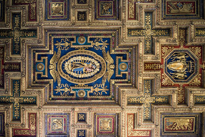 Full frame shot of patterned ceiling