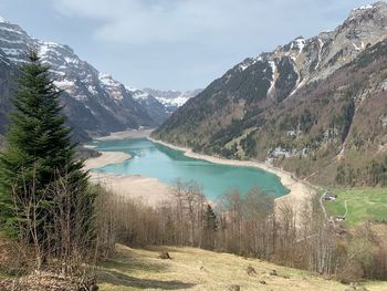 Panoramic view of lake and mountains against sky