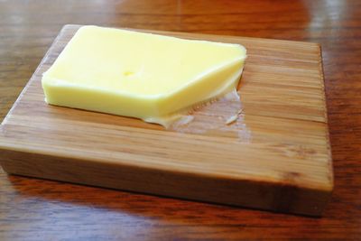 Close-up of bread in plate on table
