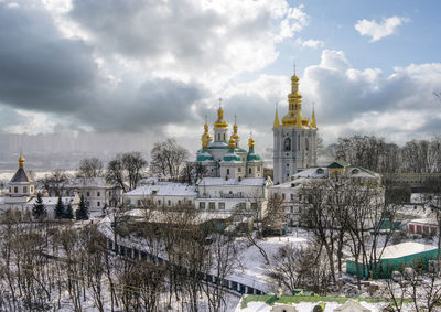 Buildings in city