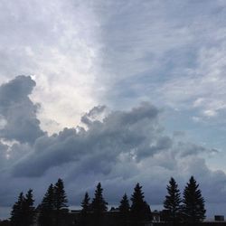 Low angle view of cloudy sky