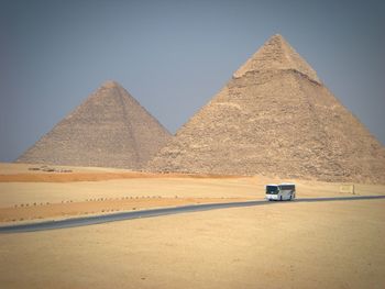 Pyramid of chephren at desert against sky