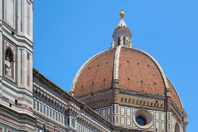 Low angle view brunelleschi dome in florence, italy