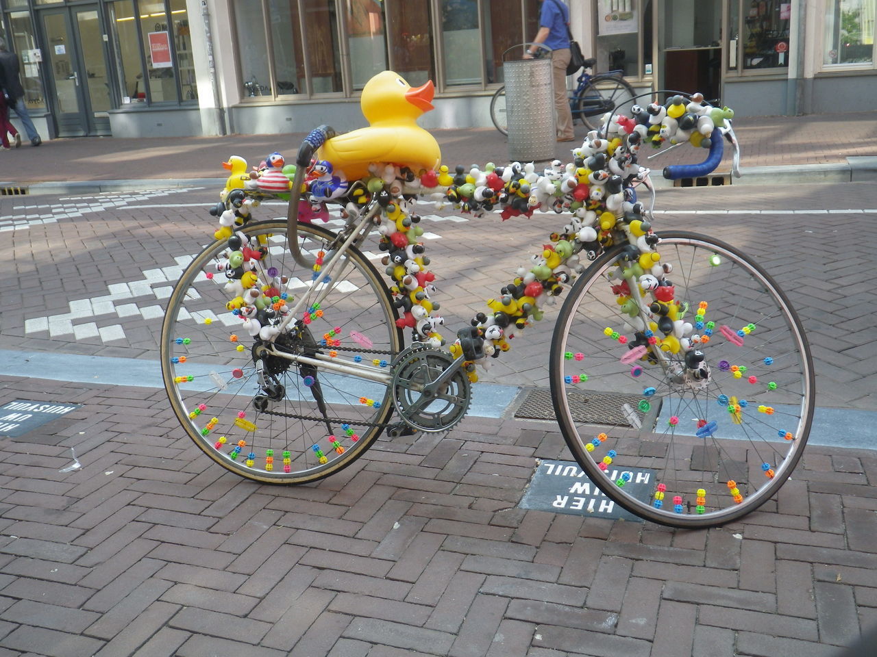 BICYCLE ON STREET AGAINST CITY