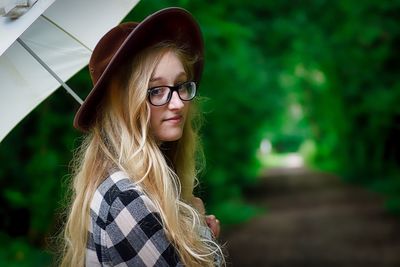 Close-up portrait of young woman