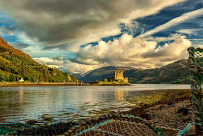 Scenic view of eilean donan castle 