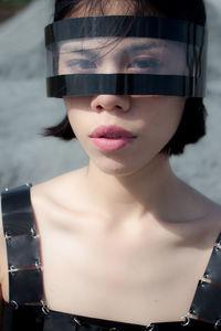Close-up portrait of young woman