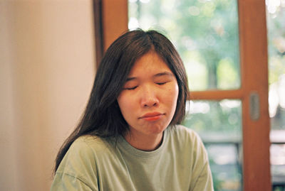 Portrait of a beautiful young woman