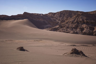 Valle de luna rocks and environment