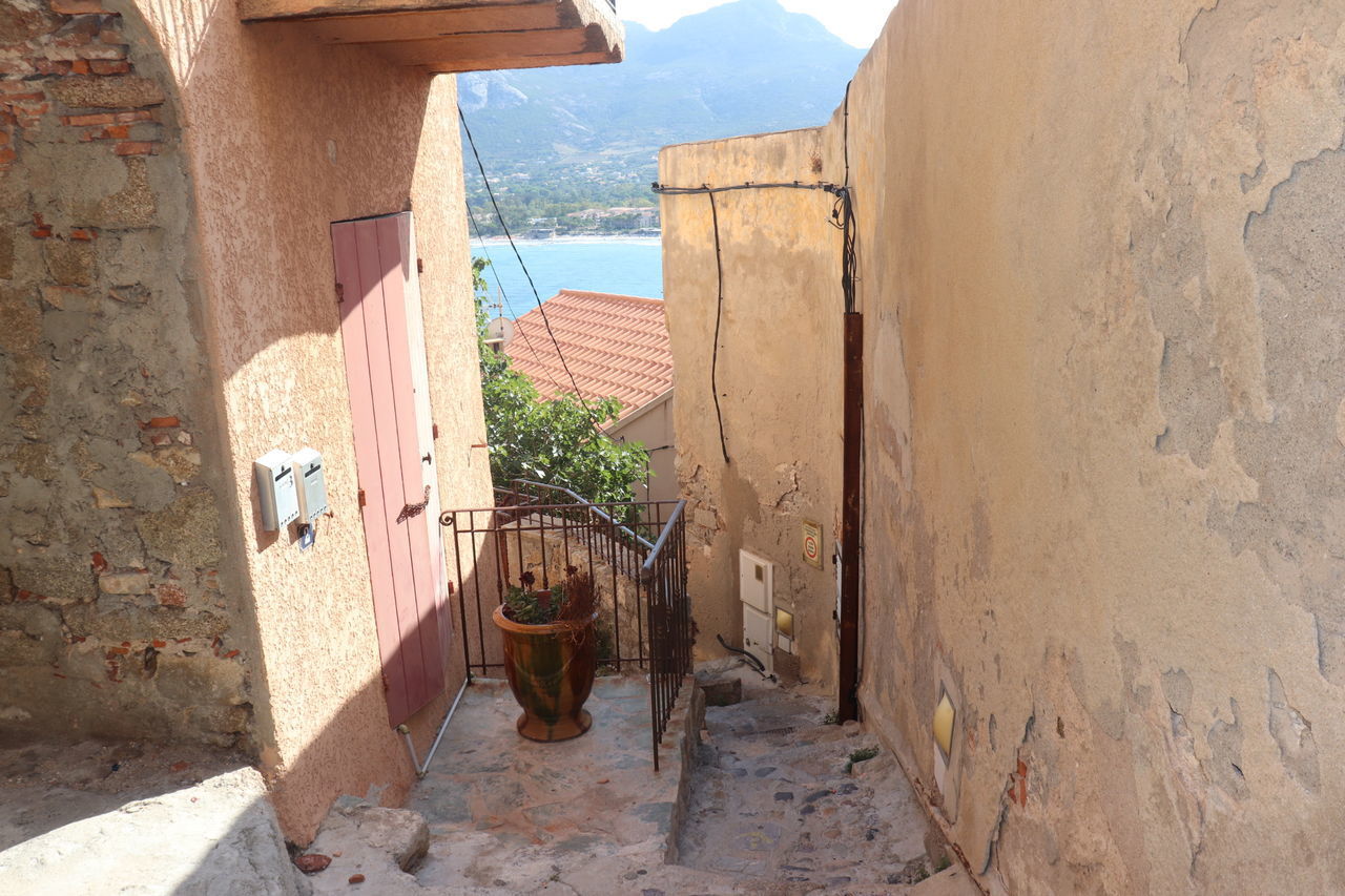 HIGH ANGLE VIEW OF RESIDENTIAL BUILDINGS