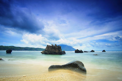 Scenic view of sea against sky