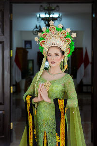 Potret traditional bride. indonesian bride.