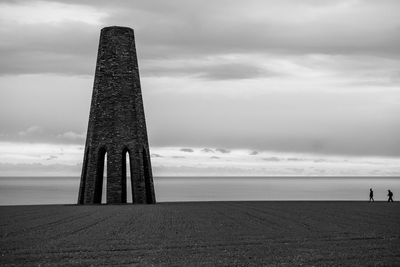 Daymark, froward point, brixham, dartmouth day mark tower black and white