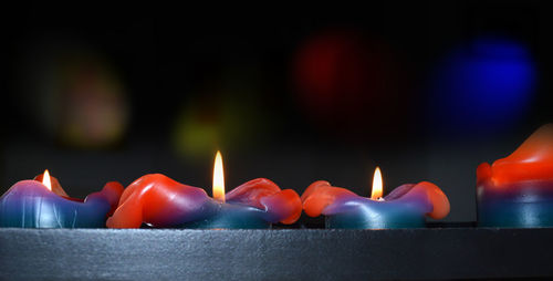 Close-up of burning candles / allerheiligen allerseelen 