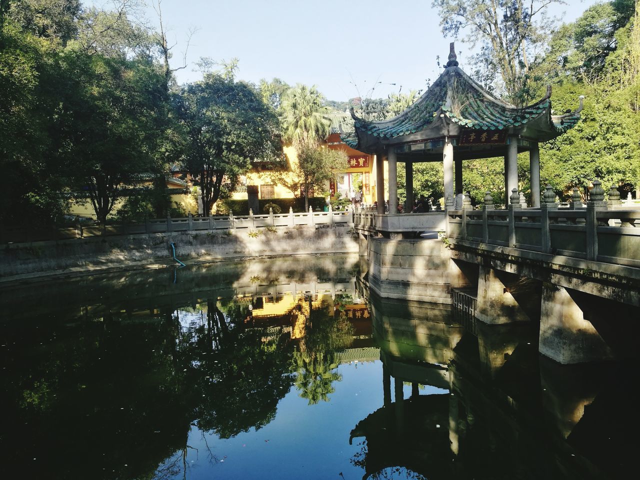 reflection, water, tree, lake, nature, outdoors, built structure, no people, architecture, day, sky, beauty in nature