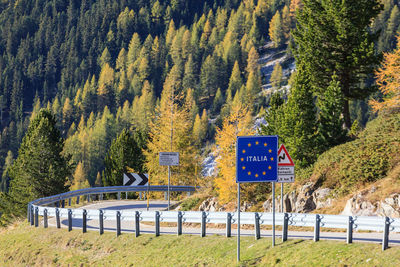 Land border between austria and italy in the alps