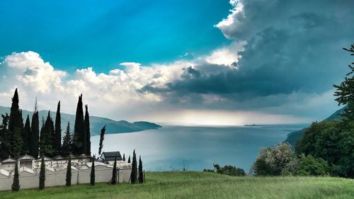 Panoramic view of lake against sky